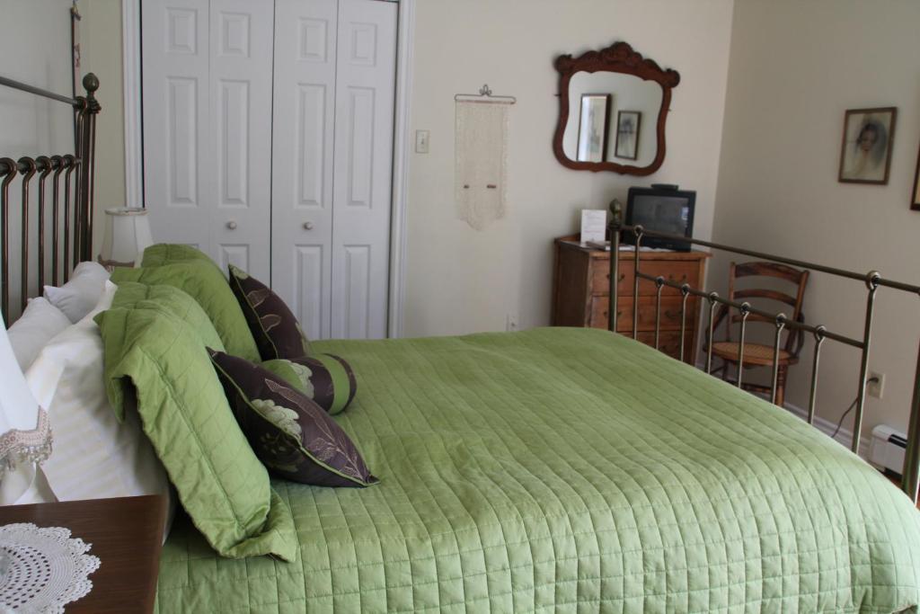 ترورو Tulips And Thistle B&B الغرفة الصورة